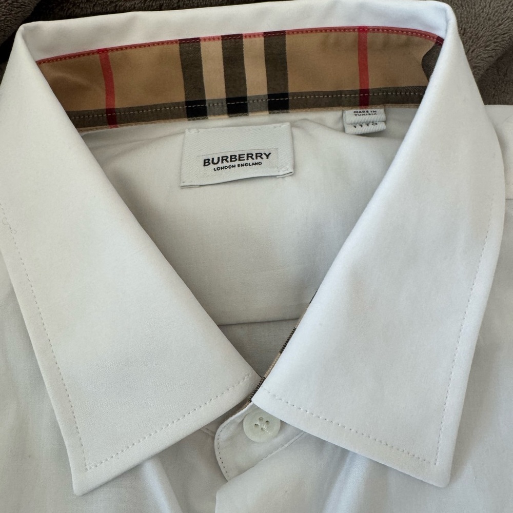 Burberry White Dress Shirt with Spread Collar and Iconic Check